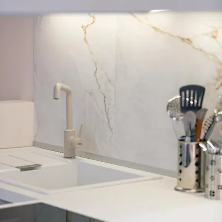 La Luna Della Loggia, A3